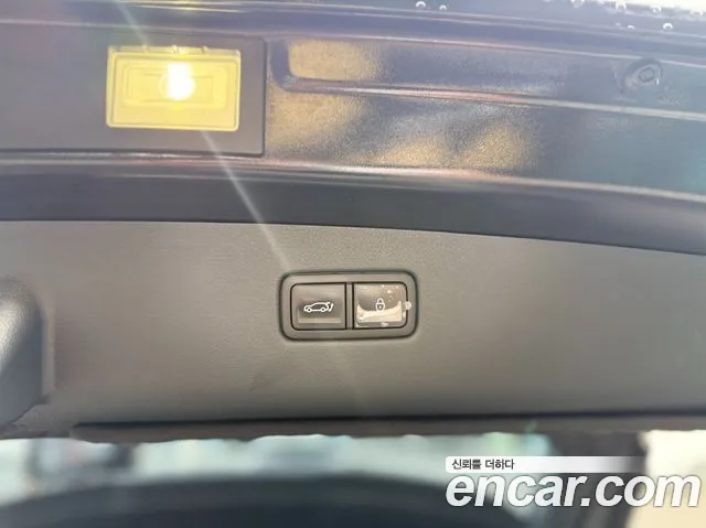 Genesis GV70 2022 thumb 6