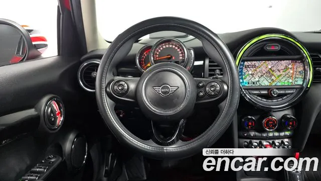 Mini Cooper 2020 thumb 12