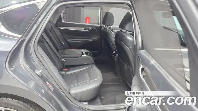 Hyundai Grandeur 2018 thumb 12