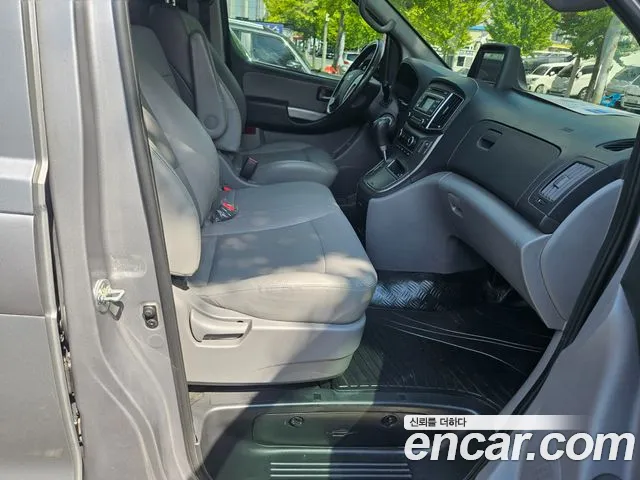 Hyundai Starex 2021 thumb 7