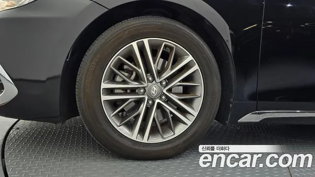Hyundai Grandeur 2018 thumb 5