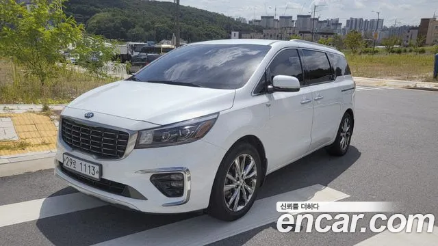 Kia Carnival 2019 thumb 11