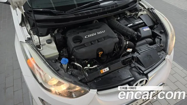 Hyundai Avante 2015 thumb 6