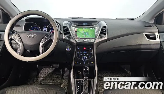 Hyundai Avante 2015 thumb 7