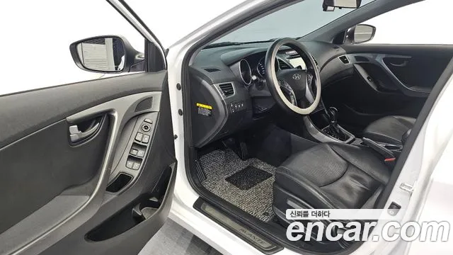 Hyundai Avante 2015 thumb 10