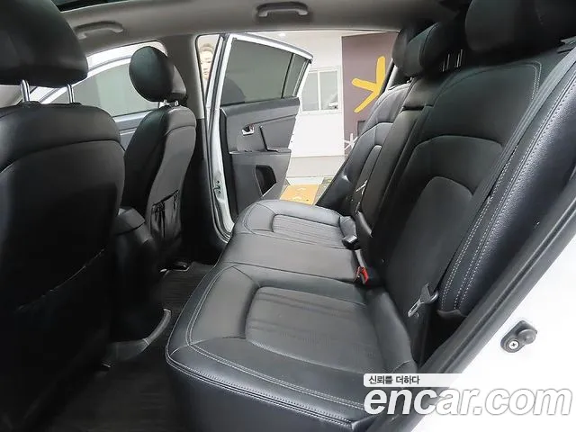 Kia Sportage 2012 thumb 10