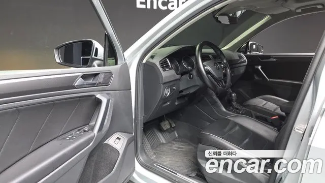 Volkswagen Tiguan 2020 thumb 10