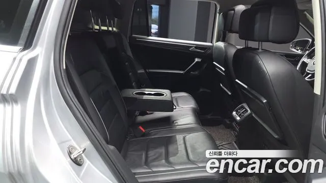 Volkswagen Tiguan 2020 thumb 11