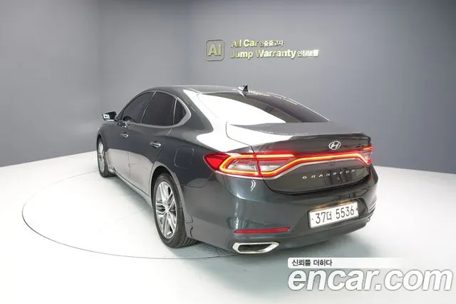 Hyundai Grandeur 2017 thumb 6