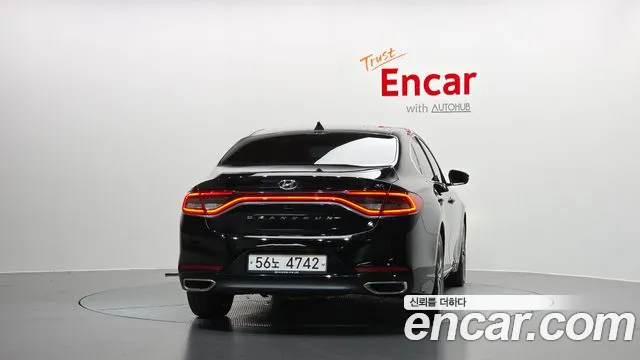 Hyundai Grandeur 2017 thumb 4