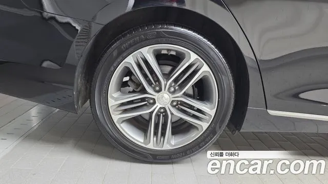 Hyundai Grandeur 2017 thumb 5