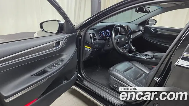 Hyundai Grandeur 2017 thumb 10