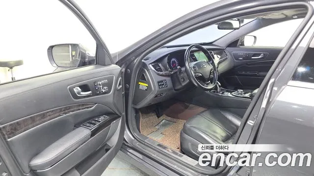 Kia K9 2014 thumb 10