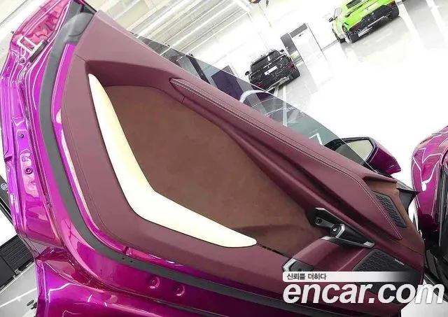 Lamborghini Revuelto 2026 thumb 11