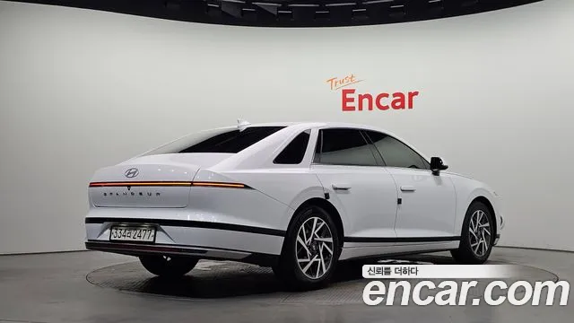 Hyundai Grandeur 2023 thumb 2