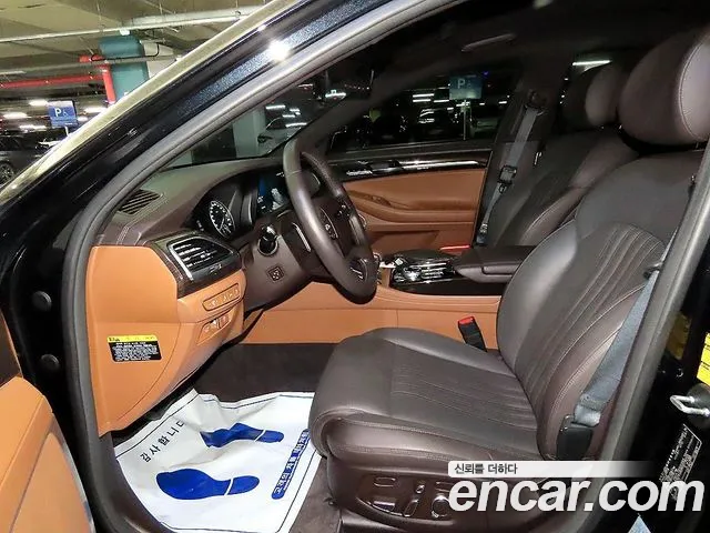 Genesis G90 2019 thumb 6