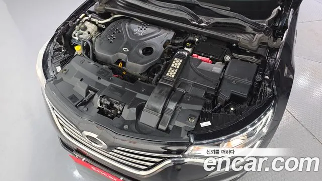 Renault Megane 2016 thumb 6