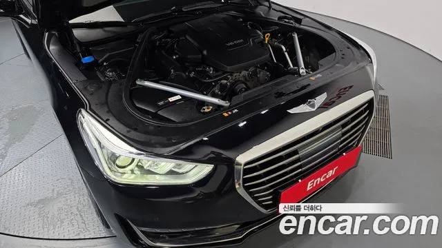 Genesis G90 2016 thumb 6