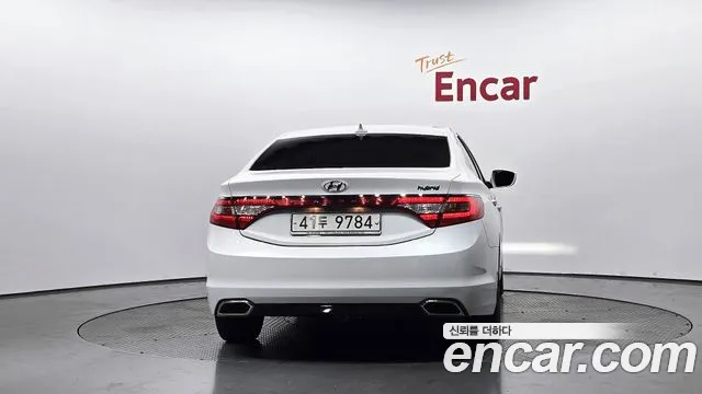 Hyundai Grandeur 2015 thumb 3