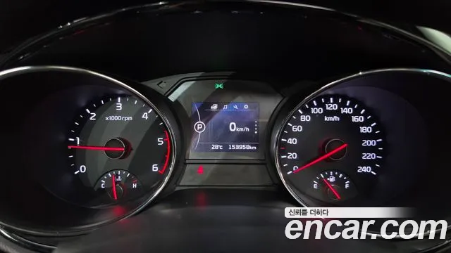 Kia Carnival 2015 thumb 8
