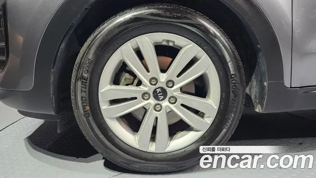 Kia Sportage 2016 thumb 5
