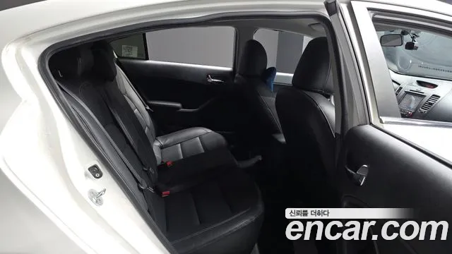 Kia K3 2013 thumb 12