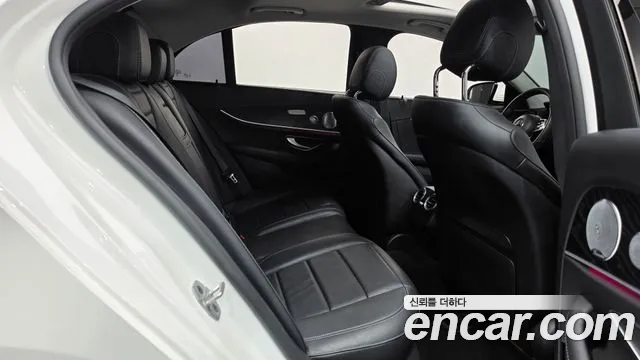 Mercedes-Benz E-Класс 2018 thumb 12