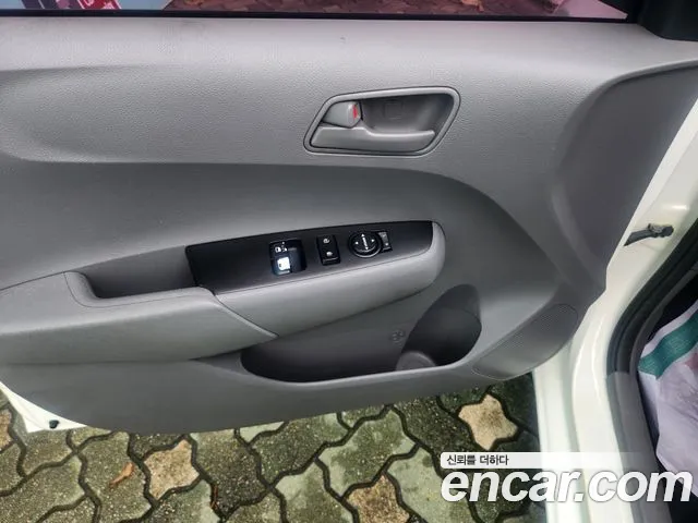 Kia Morning 2018 thumb 9