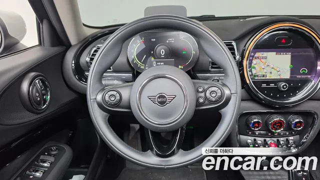 Mini Cooper Clubman 2021 thumb 12