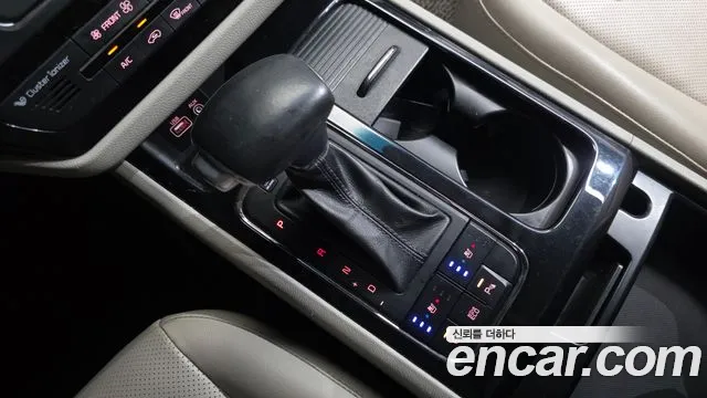 Kia Carnival 2017 thumb 8