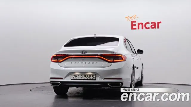 Hyundai Grandeur 2018 thumb 3