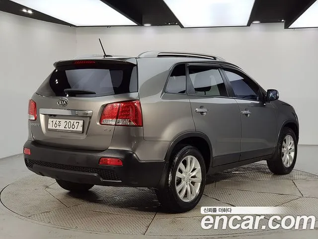 Kia Sorento 2010 thumb 4