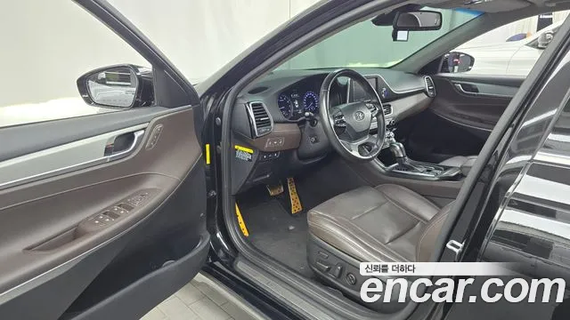 Hyundai Grandeur 2018 thumb 10