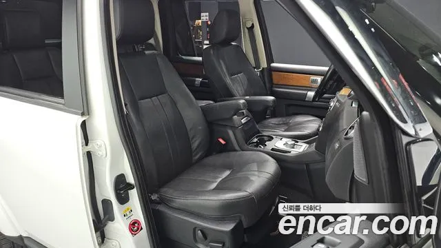 Land Rover Discovery 2016 thumb 10
