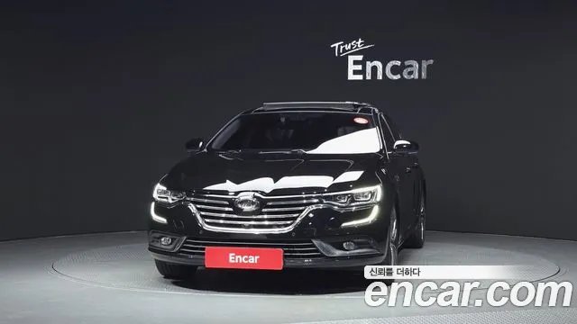 Renault Megane 2019 thumb 3