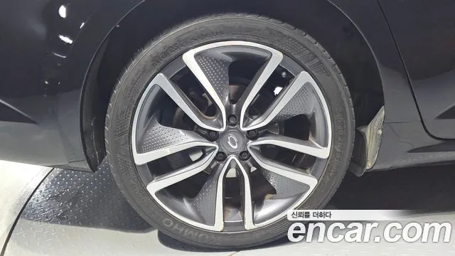 Renault Megane 2019 thumb 5