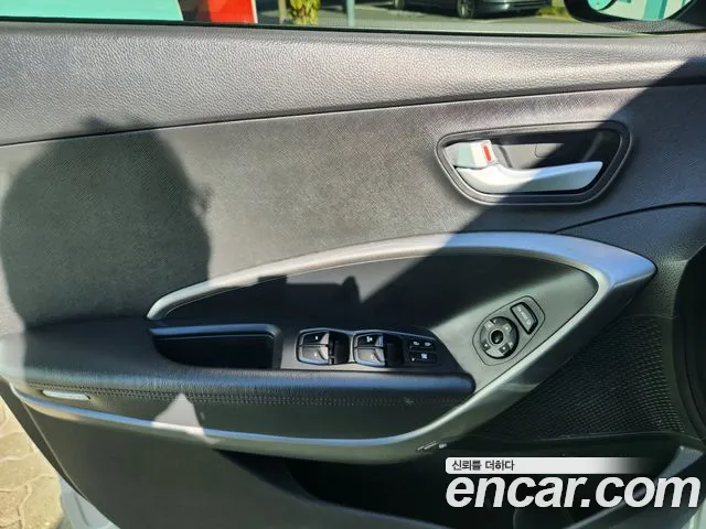 Hyundai Santa Fe 2013 thumb 10