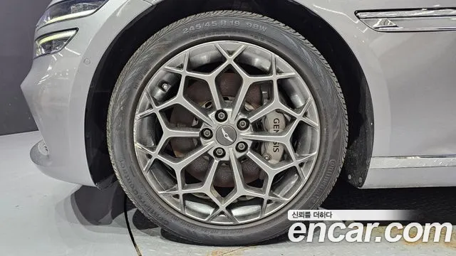 Genesis G80 2021 thumb 5
