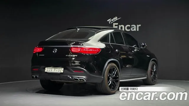 Mercedes-Benz GLE 2017 thumb 2