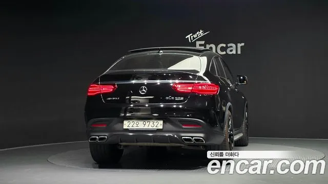 Mercedes-Benz GLE 2017 thumb 4