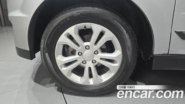 KG_Mobility_Ssangyong KORANDO 2014 thumb 5