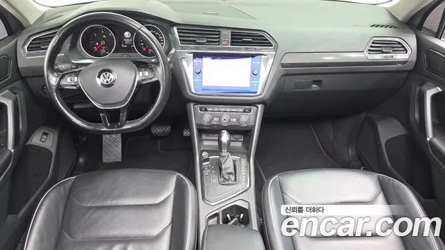 Volkswagen Tiguan 2018 thumb 7