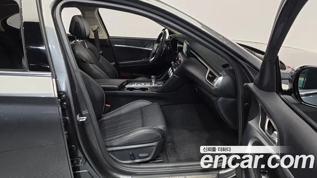 Genesis G70 2021 thumb 11