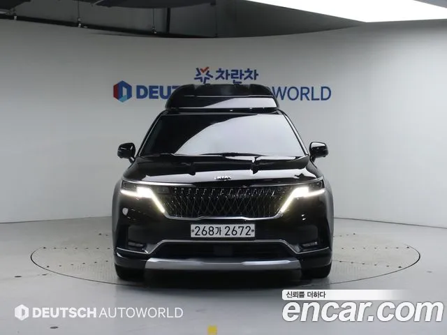 Kia Carnival 2021 thumb 4