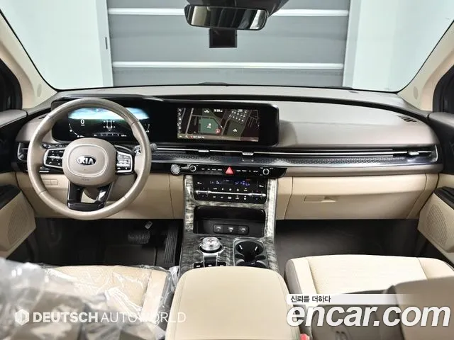 Kia Carnival 2021 thumb 8