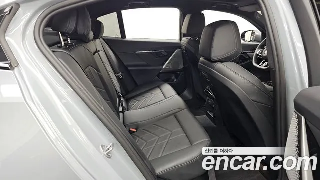BMW 5 серии 2026 thumb 12