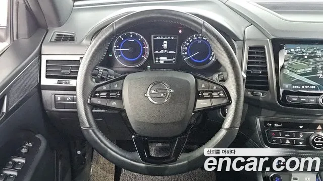KGM Rexton 2021 thumb 11