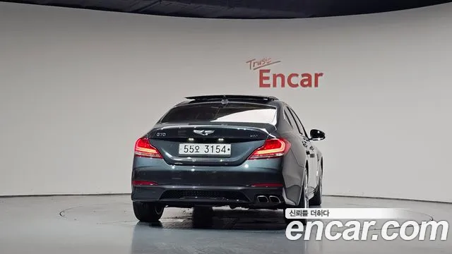 Genesis G70 2018 thumb 3