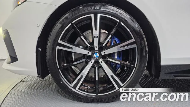 BMW 5 серии 2026 thumb 5