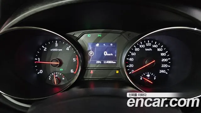 Kia Carnival 2017 thumb 8